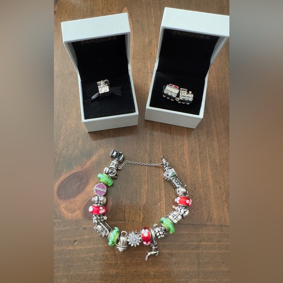 Authentic Pandora Fully Charmed Christmas Theme Bracelet 🎄🎁🎅🏼 Length 7.5" - Picture 2 of 4